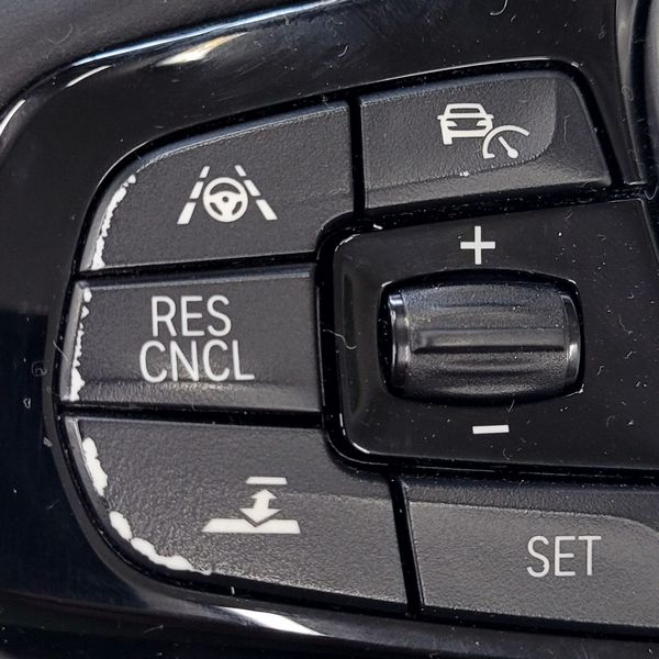 Steering wheel control buttons repair and laser restoration for cars